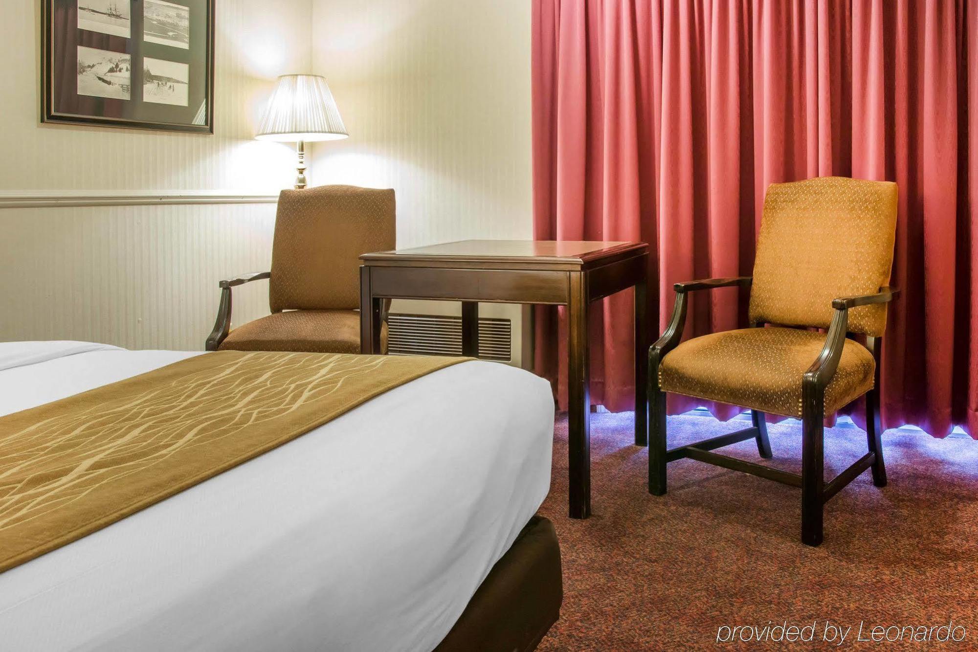 Comfort Inn Lakeside Mackinaw City Bagian luar foto