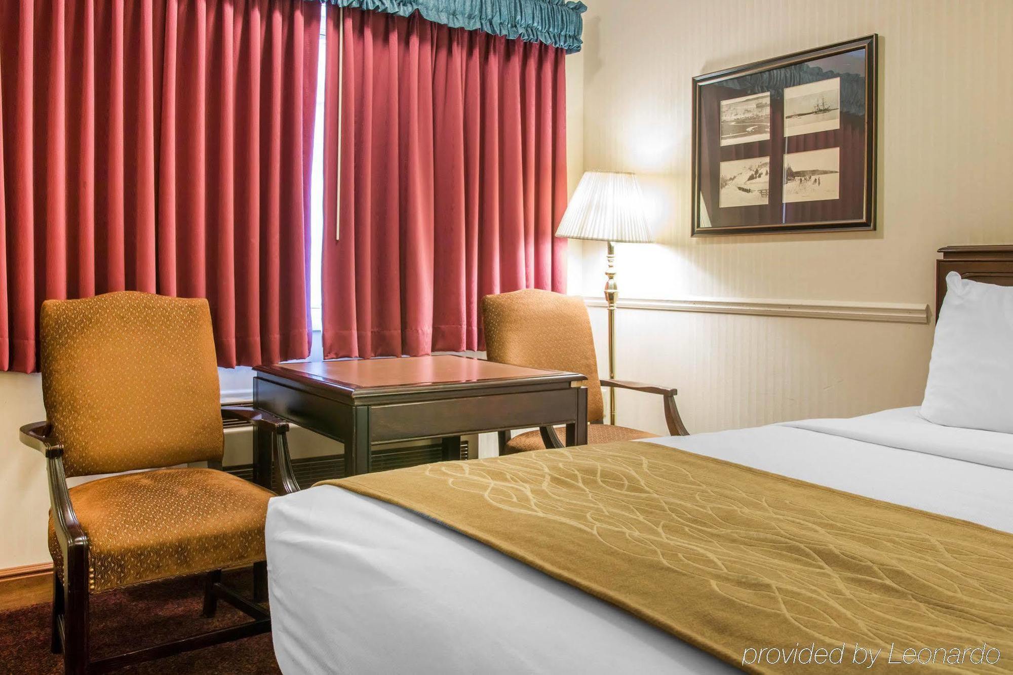 Comfort Inn Lakeside Mackinaw City Bagian luar foto